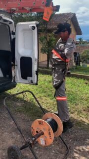 Cliente mudou de endereço e a Wrnet foi junto! 📦📶

Acompanhamos todo o processo de transferência para garantir que a internet continue funcionando direitinho no novo endereço.

Aqui é assim: mudou, a Wrnet acompanha você.

#wrnet #internetfibra #fibraoptica #internetrápida #internetdequalidade #provedordeinternet #mudançadecasa #novoendereço #atendimentodequalidade #clientesatisfeito #mallet #rioazul #internetemmallet #provedorlocal